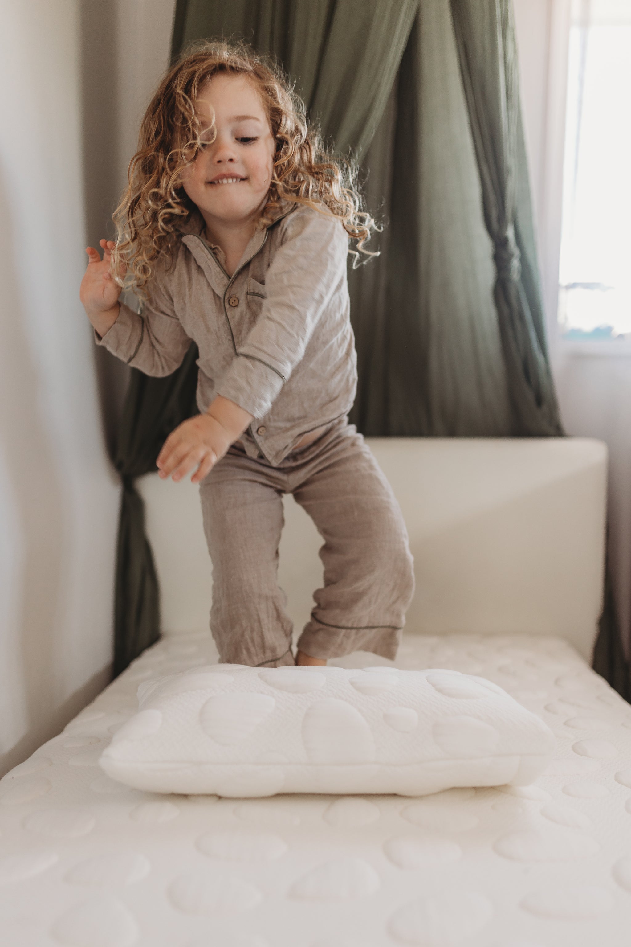 MilariOrganic-Toddler pillow and mattress
